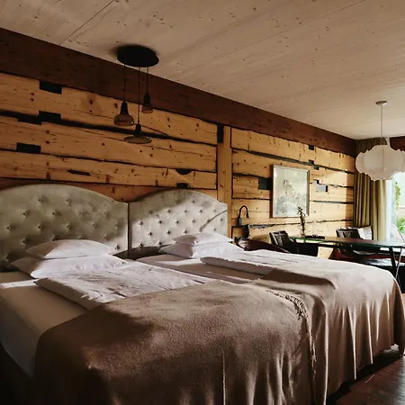 Small Luxury Of The World - Dasposthotel מלון 5*