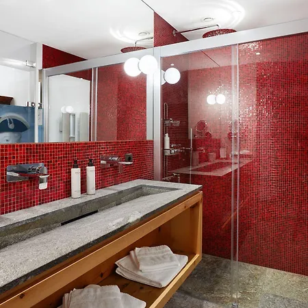 Small Luxury Of The World - Dasposthotel מלון