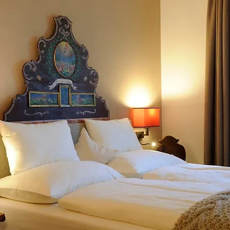 Small Luxury Of The World - Dasposthotel 5* צל אם צילר