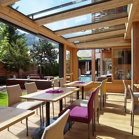 Small Luxury Of The World - Dasposthotel Hotel