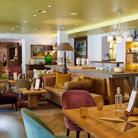 Small Luxury Of The World - Dasposthotel Отель Цель-ам-Циллер