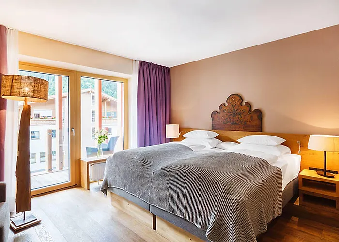 Small Luxury Of The World - Dasposthotel צל אם צילר