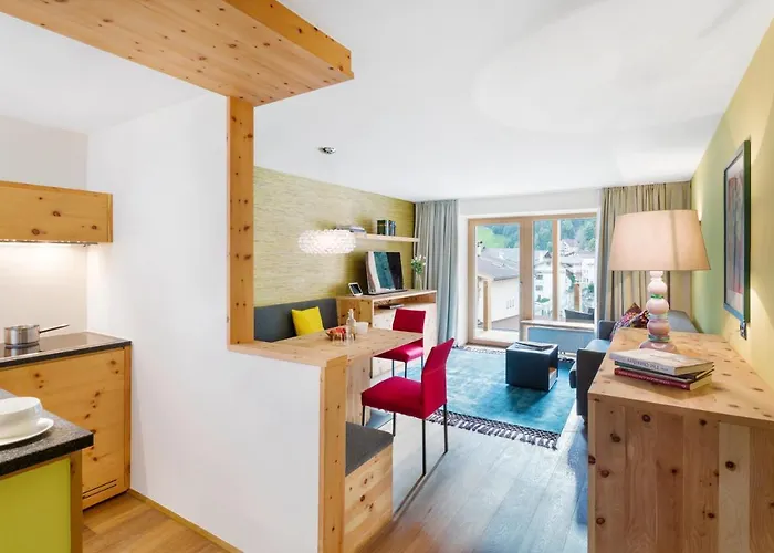 מלון Small Luxury Of The World - Dasposthotel