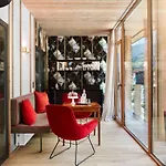 Hotel Small Luxury Of The World - Dasposthotel 5*
