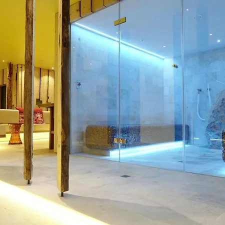 Hotel Small Luxury Of The World - Dasposthotel 5*